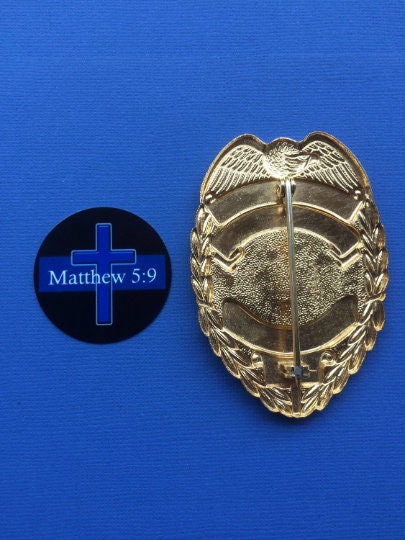 Matthew 5:9 Shield Backer