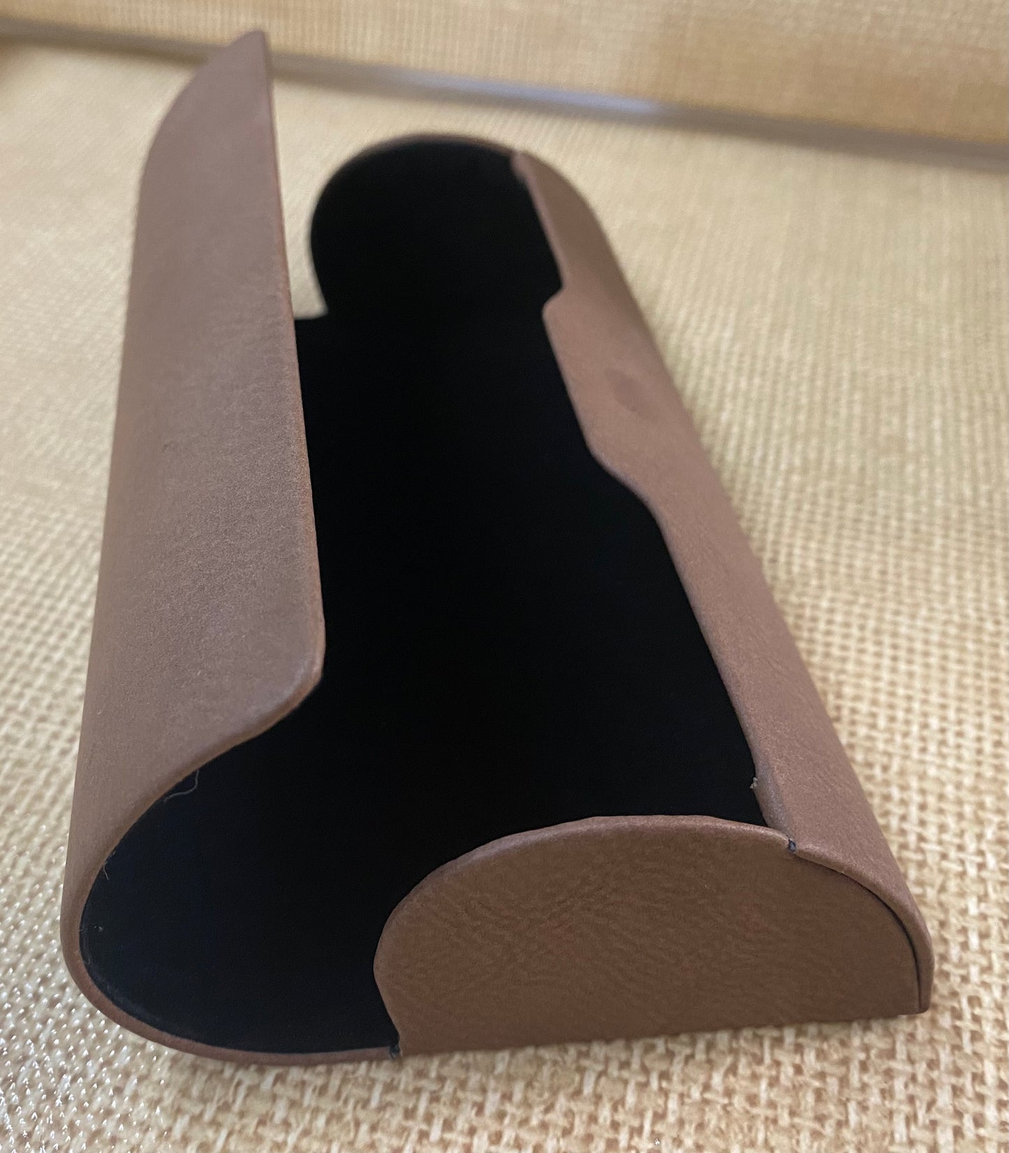 Eye glass case