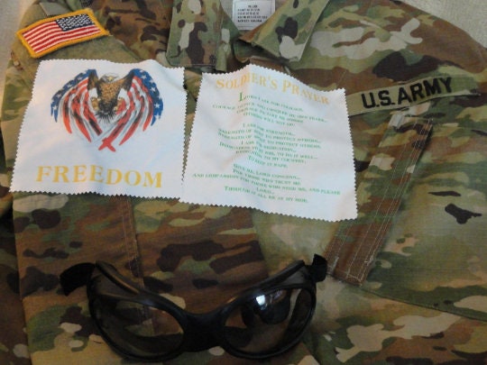 Military Red, White & Blue Eagle American Flag Field Prayer Eye Glass Cleaner